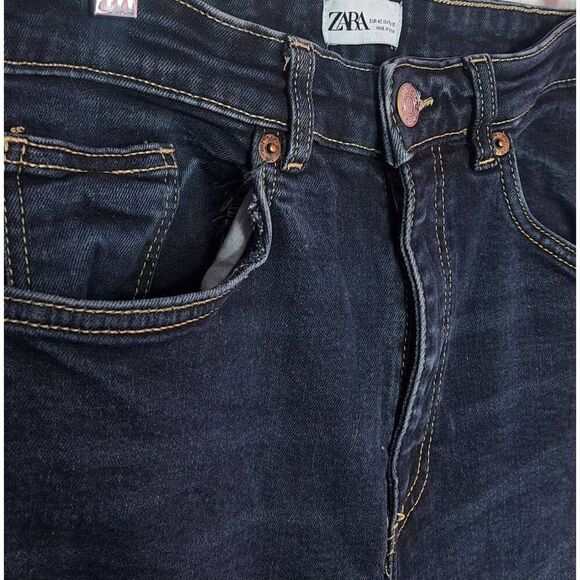 Zara Women's High Waist Straight Leg Jeans Raw Hem Dark Blue Wash size 10 US - Picture 4 of 6